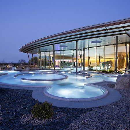 Hotel Barriere Ribeauville Ngoại thất bức ảnh
